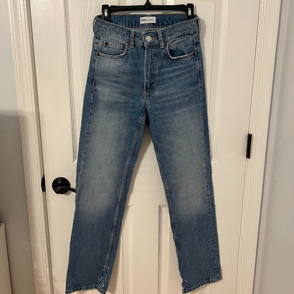 ZARA STRAIGHT LIGHT NAVY JEANS